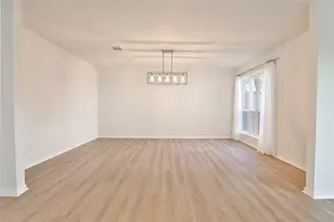 810 Palm Grove Cir, Sugar Land, TX 77498 - Photo 13