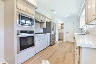 810 Palm Grove Cir, Sugar Land, TX 77498 - Photo 17