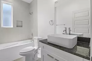 2929 El Fenice Ln, Houston, TX 77057 - Photo 33