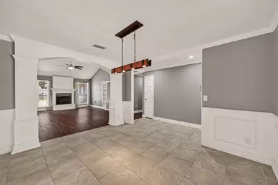 15718 Tumbling Rapids Drive, Houston, TX 77084 - Photo 9