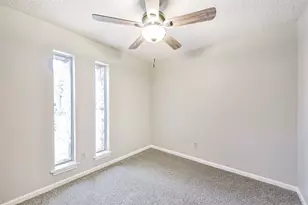 410 Riverside Dr, Alvin, TX 77511 - Photo 17
