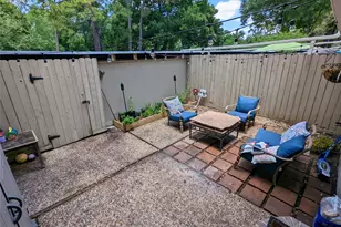 13374 Trail Hollow Dr, Houston, TX 77079 - Photo 27