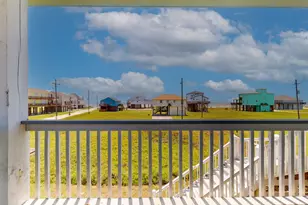 2010 Vista Dr, Crystal Beach, TX 77650 - Photo 29