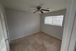 10424 Ballantine St, Houston, TX 77075 - Photo 7