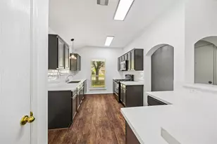 919 Yorkshire Hollow, Fresno, TX 77545 - Photo 3