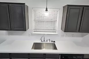 919 Yorkshire Hollow, Fresno, TX 77545 - Photo 5