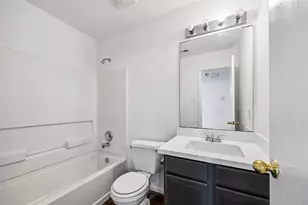 919 Yorkshire Hollow, Fresno, TX 77545 - Photo 9