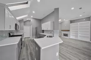 1407 Newmark Dr, Houston, TX 77014 - Photo 3