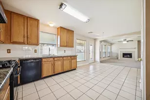 6227 Sentry Park Ln, Houston, TX 77084 - Photo 15