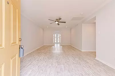 424 15th Street #113, Galveston, TX 77550 - Photo 5