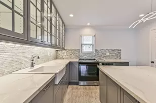 424 15th St, Galveston, TX 77550 - Photo 13