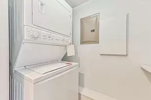 424 15th St, Galveston, TX 77550 - Photo 33