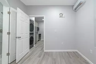 805 Avenue K, Galveston, TX 77550 - Photo 9