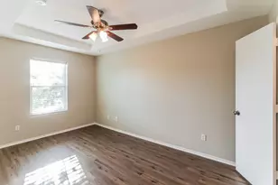 5505 Rio Sabinas St, Rosharon, TX 77583 - Photo 13