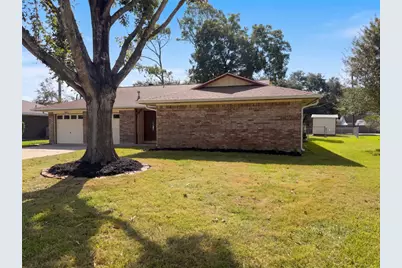 609 Heather Lane, Friendswood, TX 77546 - Photo 17