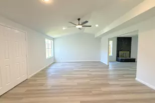 19955 Salt River Ct, Katy, TX 77449 - Photo 7