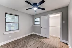 5535 Elm Springs Dr, Houston, TX 77048 - Photo 29