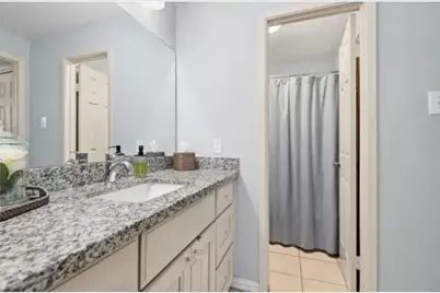 1881 Bering Drive #25, Houston, TX 77057 - Photo 9