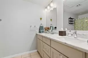 1881 Bering Dr, Houston, TX 77057 - Photo 7