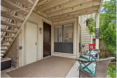 1881 Bering Drive #25, Houston, TX 77057 - Photo 11