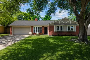 9314 Vickijohn Dr, Houston, TX 77031 - Photo 1