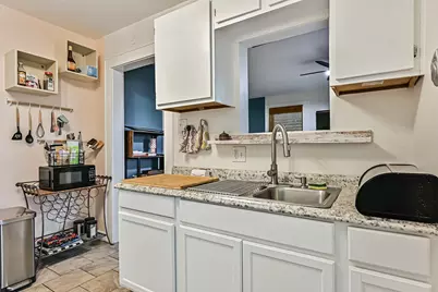 1915 44th Street #UP, Galveston, TX 77550 - Photo 9