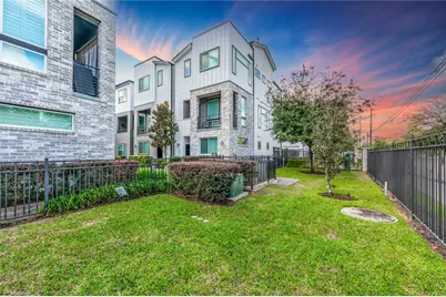 2471 W 11th Street, Houston, TX 77008 - Photo 23