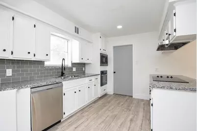 15814 Winding Moss Drive, Houston, TX 77068 - Photo 9
