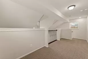 880 Fisher St, Houston, TX 77018 - Photo 27