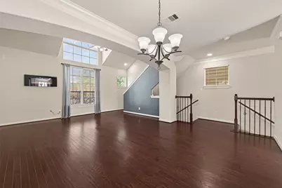 880 Fisher Street, Houston, TX 77018 - Photo 9