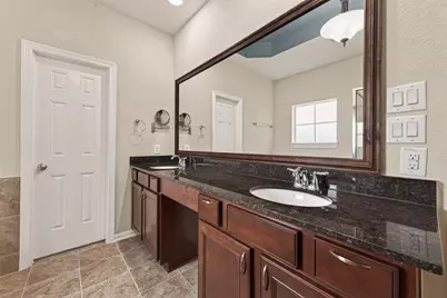 880 Fisher Street, Houston, TX 77018 - Photo 31