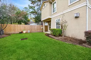 2 Schwab Ln, Houston, TX 77055 - Photo 25