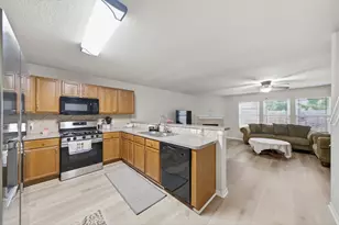 5019 Ivy Fair Way, Katy, TX 77449 - Photo 5