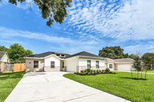 11611 Moltere Dr, Houston, TX 77065 - Photo 1
