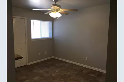 2801 Carrolton #5, Houston, TX 77023 - Photo 7