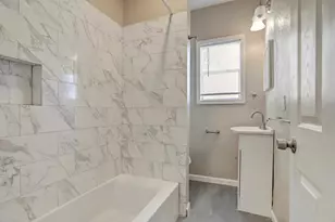 1612 39th St, Galveston, TX 77550 - Photo 15