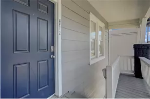 1612 39th St, Galveston, TX 77550 - Photo 9