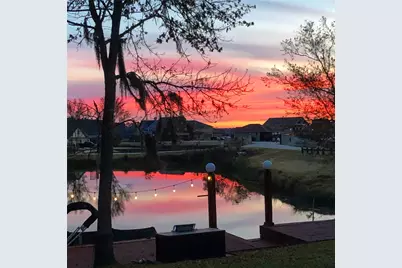 77 Hillsborough Drive, Huntsville, TX 77340 - Photo 17