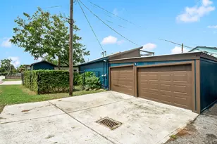 4415 W Bayshore Dr, Bacliff, TX 77518 - Photo 33