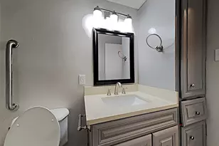 1321 N 7th St, Conroe, TX 77301 - Photo 13