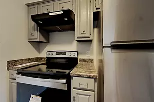 1321 N 7th St, Conroe, TX 77301 - Photo 7