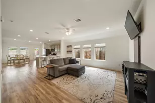 2020 Hyde Acres St, League City, TX 77573 - Photo 11