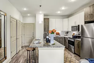 7100 Uvalde Rd, Houston, TX 77049 - Photo 7