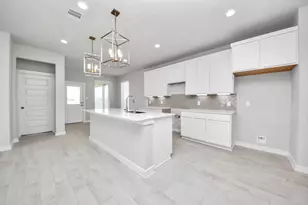 18615 Serapis St, Fresno, TX 77545 - Photo 9