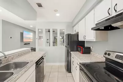 9458 Neuens Road #9458, Houston, TX 77080 - Photo 5