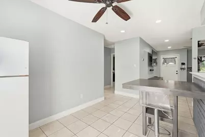 9458 Neuens Road #9458, Houston, TX 77080 - Photo 11