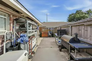 9458 Neuens Rd, Houston, TX 77080 - Photo 21