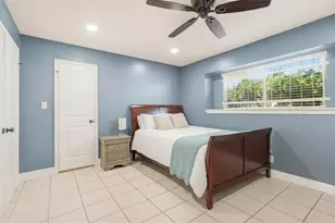 9458 Neuens Rd, Houston, TX 77080 - Photo 13