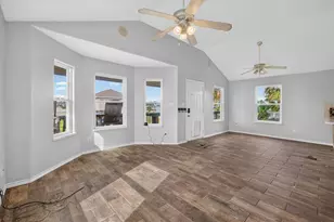 3931 Navarro Dr, Galveston, TX 77554 - Photo 19