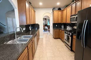6318 Dayridge Ln, Houston, TX 77048 - Photo 5